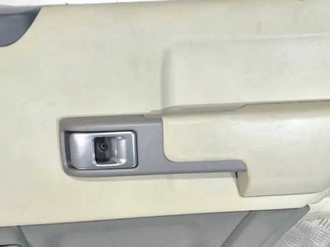 Дверная карта задняя правая Range Rover 3 L322