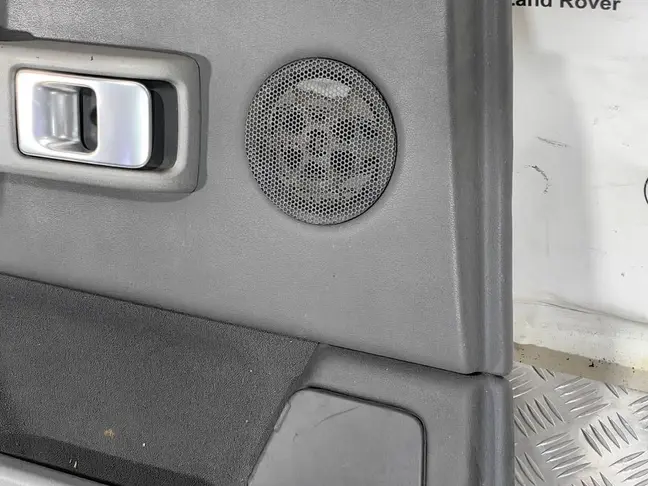 Дверная карта задняя левая Range Rover 3 L322