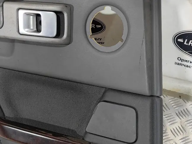 Дверная карта задняя левая Range Rover 3 L322