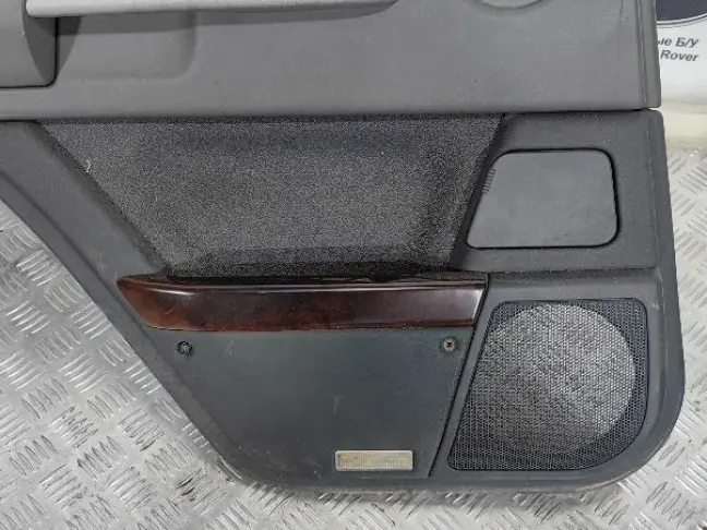 Дверная карта задняя левая Range Rover 3 L322
