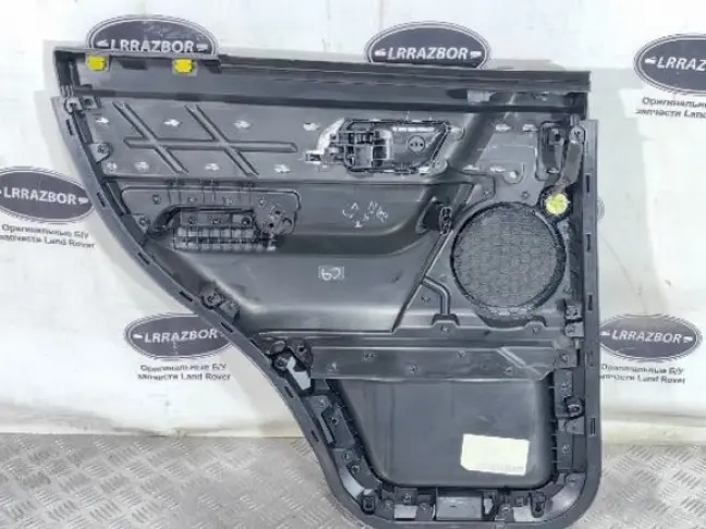 Обшивка задняя правая Range Rover Sport L320 05-09