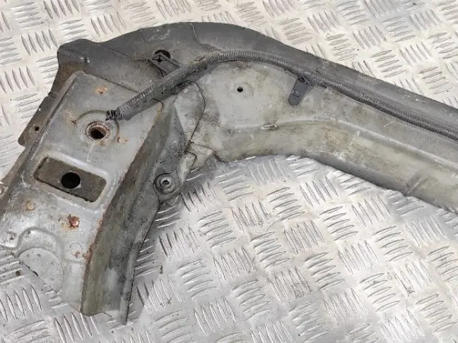 Балка передняя поперечная Range Sport L320 05-13