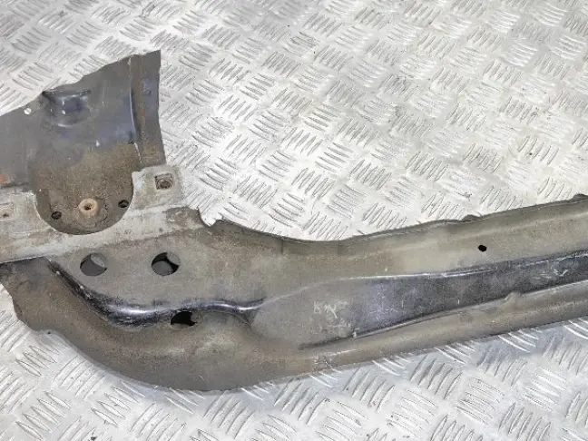 Балка передняя поперечная Range Sport L320 05-13