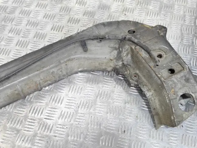 Балка передняя поперечная Range Sport L320 05-13