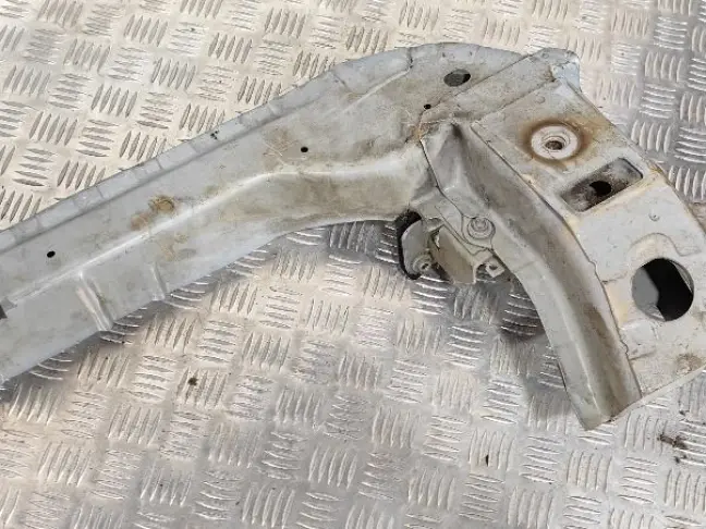 Балка передняя поперечная DISCOVERY 3 L319 05-14