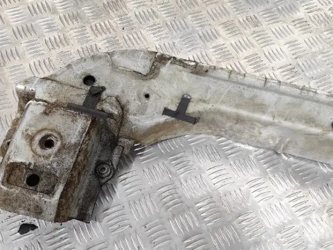 Балка передняя поперечная DISCOVERY 3 L319 05-14