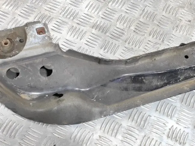 Балка передняя поперечная Range Sport L320 05-13