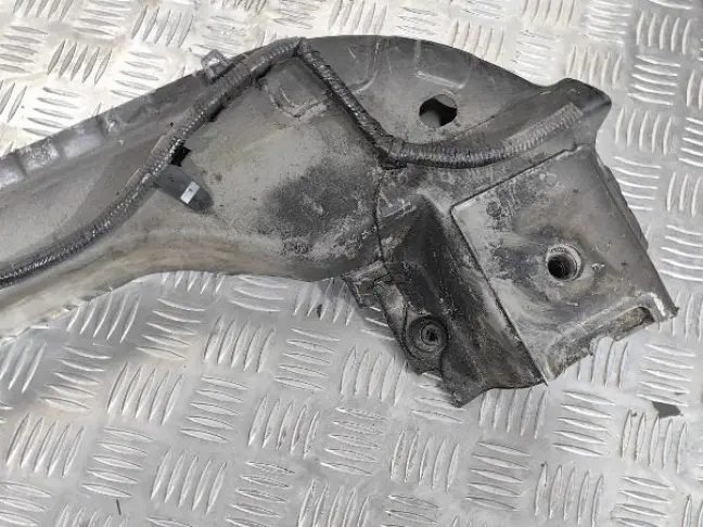 Балка передняя поперечная Range Sport L320 05-13