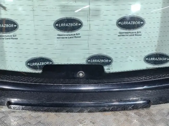 Стекло крышки багажника Range Rover Sport L320