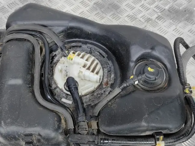 Бак топливный в сборе Range Rover Sport L320 5.0