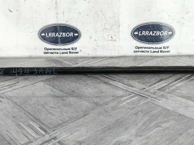 Молдинг стекла заднего левого Sport 2 L494