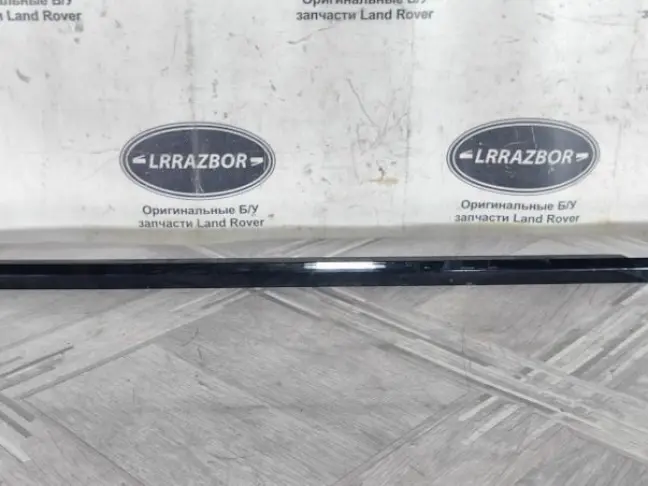 Молдинг стекла заднего левого Sport 2 L494