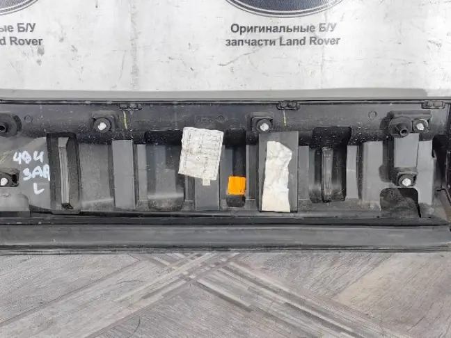 Молдинг двери задней левой Range Rover Sport2 L494