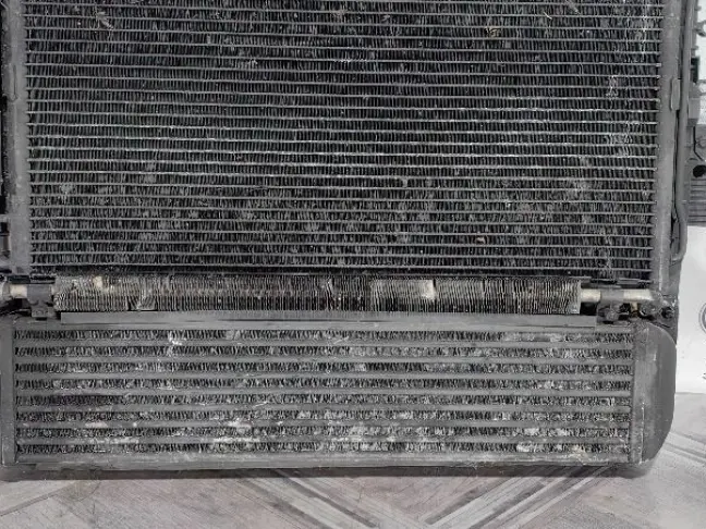 Кассета радиаторов в сборе DISCOVERY 3 L319 05-09