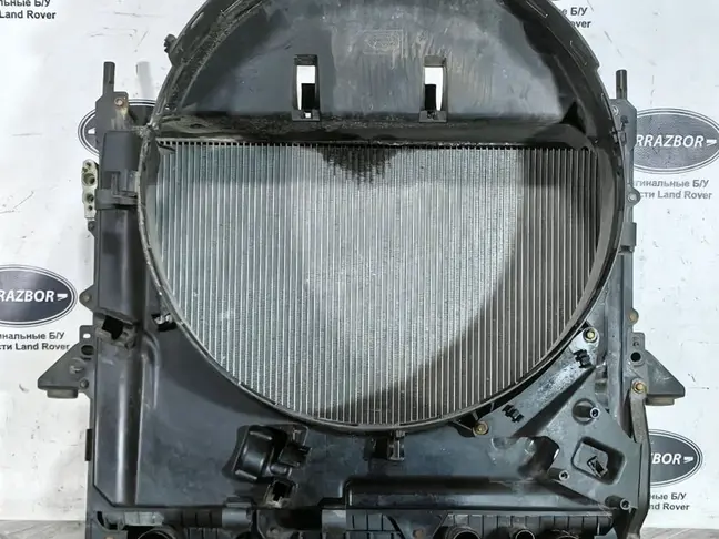 Кассета радиаторов в сборе DISCOVERY 4 L319 09-14