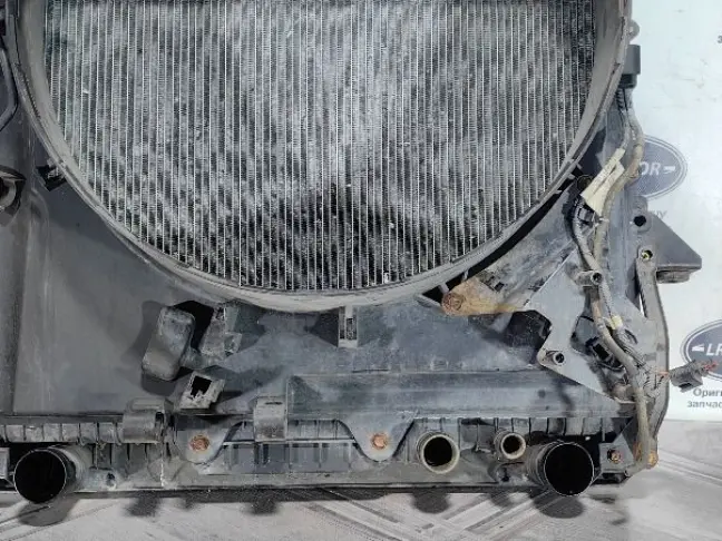 Кассета радиаторов в сборе DISCOVERY 4 L319 09-14