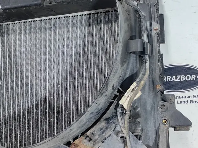 Кассета радиаторов в сборе DISCOVERY 4 L319 09-14