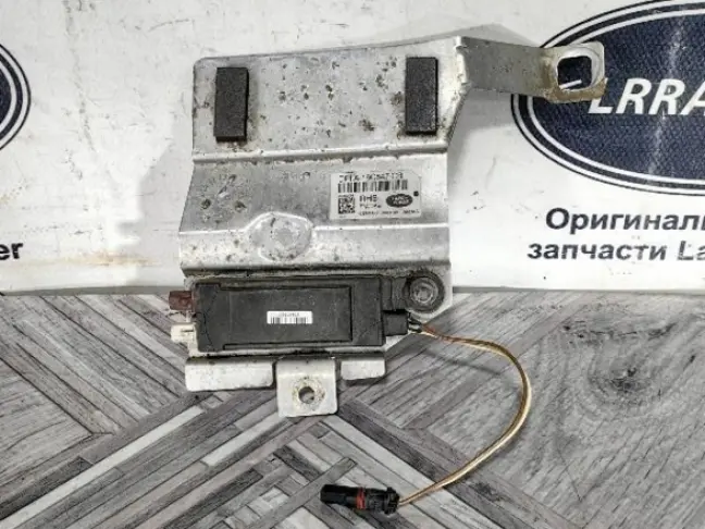 Антенна задняя правая Range Rover Sport 2 L494