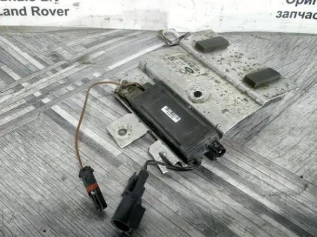 Антенна задняя левая Range Rover Sport 2 L494