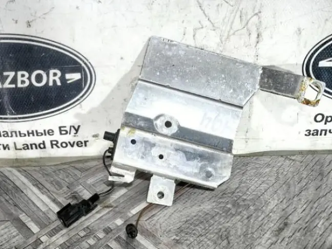 Антенна задняя левая Range Rover Sport 2 L494