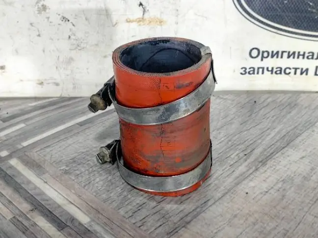 Патрубок интеркулера нижний Range Rover Sport 3.0