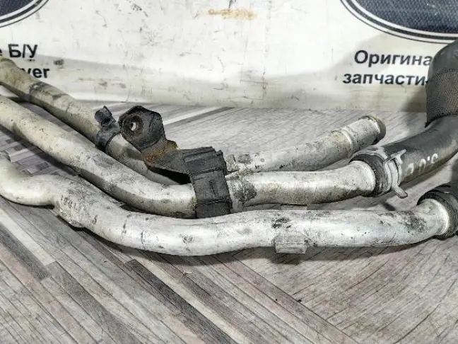 Патрубок печки алюминий Range Rover Sport 3.0