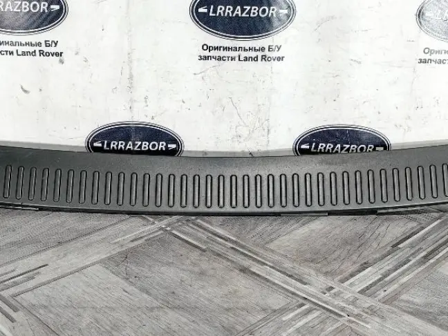 Накладка заднего бампера Range Rover Sport L320