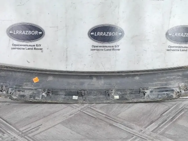 Молдинг стекла багажника Range Rover Sport L320