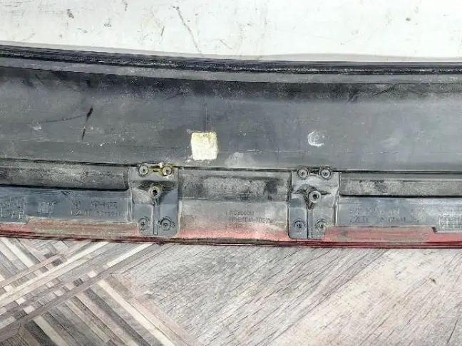 Молдинг стекла багажника Range Rover Sport L320