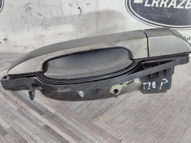 Ручка двери передняя левая Range Rover L322