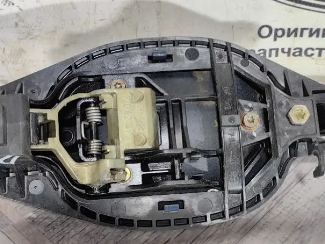 Ручка двери передняя левая Range Rover L322