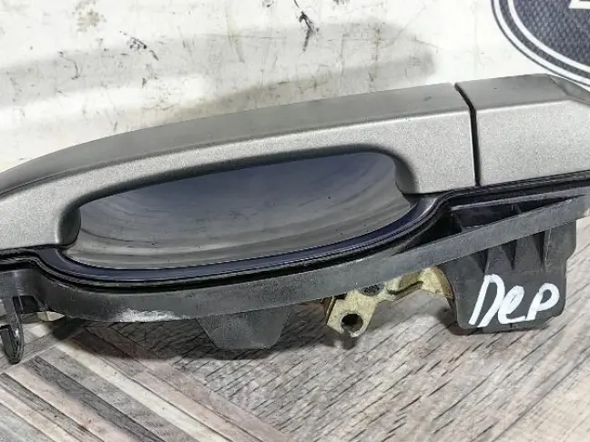 Ручка двери передняя левая Range Rover L322