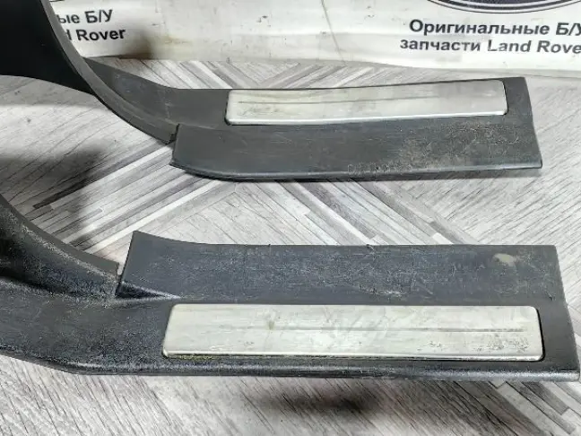 Накладка порога комплект Range Rover Sport L320