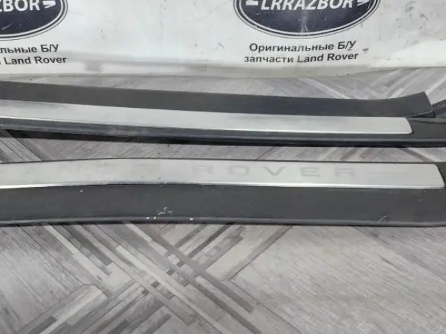 Накладка порога комплект Range Rover Sport L320