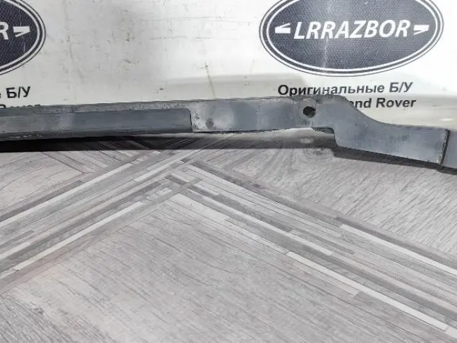 Ресничка левая Range Rover Sport L320 2005-2009