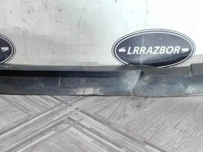 Ресничка левая Range Rover Sport L320 2005-2009