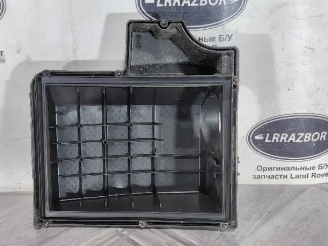 Крышка воздушного фильтра Discovery 3 2.7