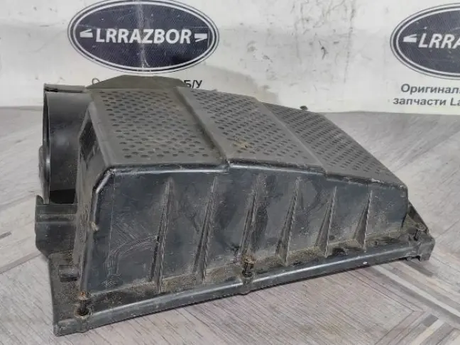 Крышка воздушного фильтра Discovery 3 2.7