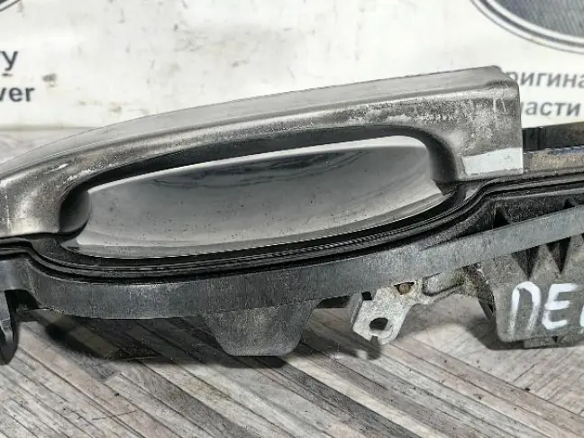 Ручка двери передняя правая Range Rover L322