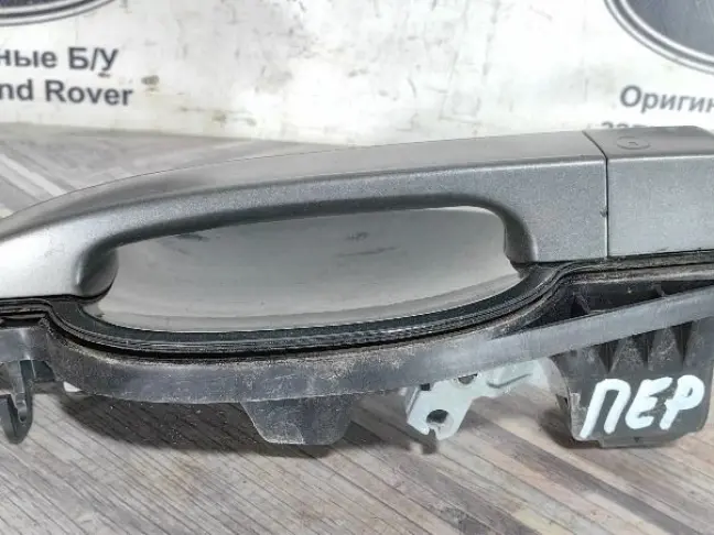 Ручка двери передняя левая Range Rover L322