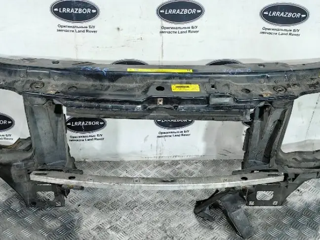 Панель передняя телевизор Range Rover L322 02-05