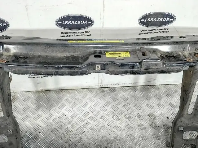 Панель передняя телевизор Range Rover L322 02-05