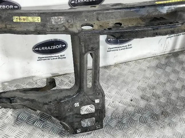 Панель передняя телевизор Range Rover L322 02-05