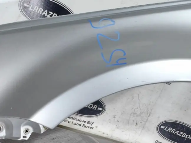 Крыло левое переднее Range Rover Sport L320
