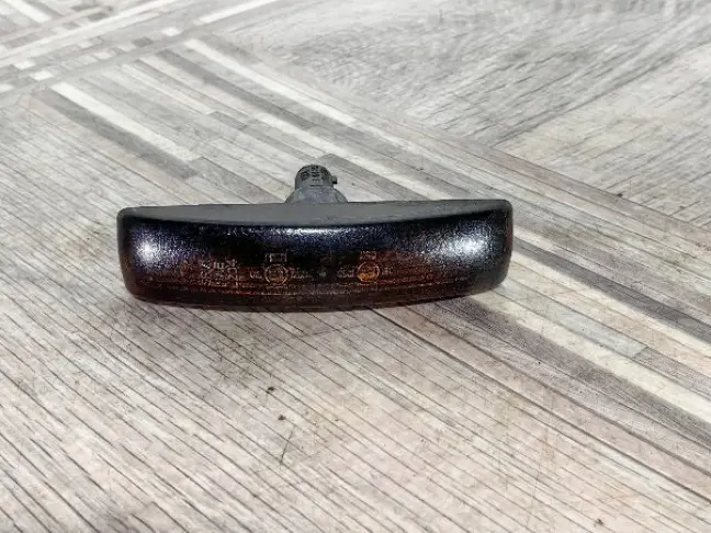 Указатель поворота Land Rover DISCOVERY 3/4 L319