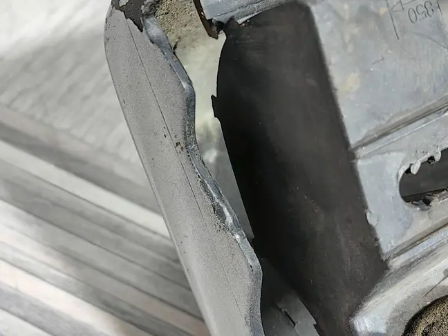 Молдинг передний правый  Range Rover Sport L320