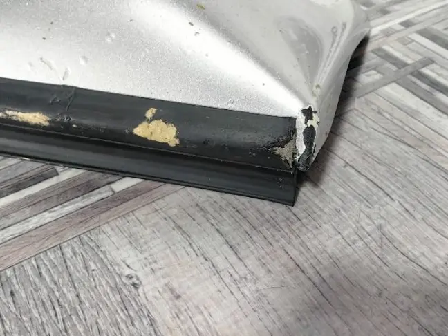 Молдинг двери задний правый Range Rover Sport 320