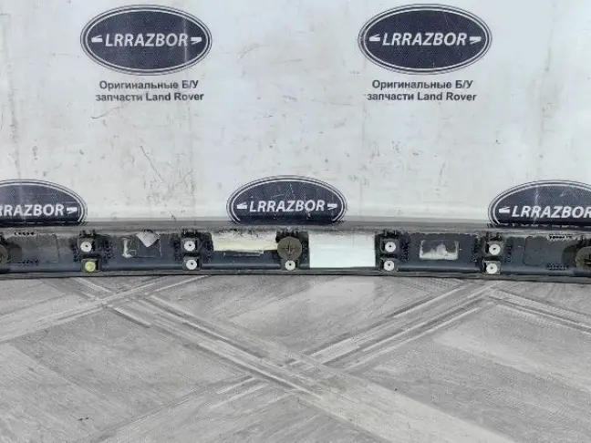 Молдинг багажника нижний Land Rover Sport L320