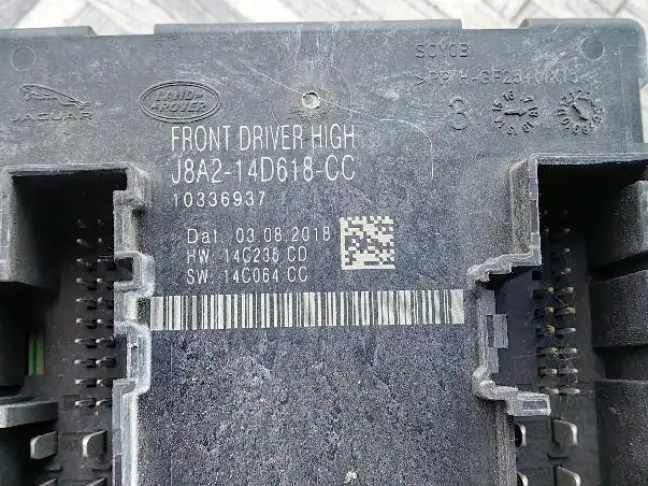 Блок упавления двери Range Rover Evoque 2 L551