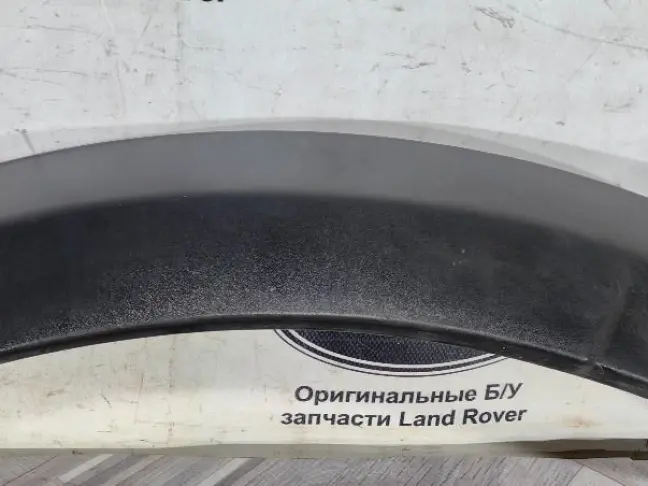 Молдинг крыла правого Range Rover Sport 2 L494